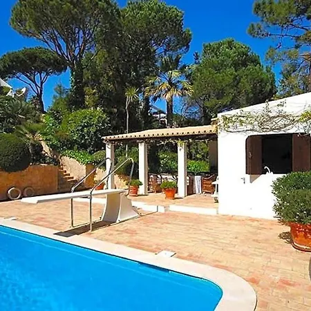 Sleeps 10 Pool Air Con Wifi Vila