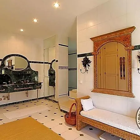 Sleeps 10 Pool Air Con Wifi Vila Quinta do Lago